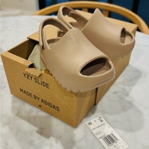 NIB Baby YZY by Adidas slides infant size 6K